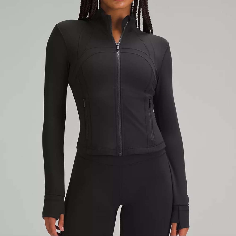 NWT LuLuLemon Nulu Cropped Define Jacket in Black